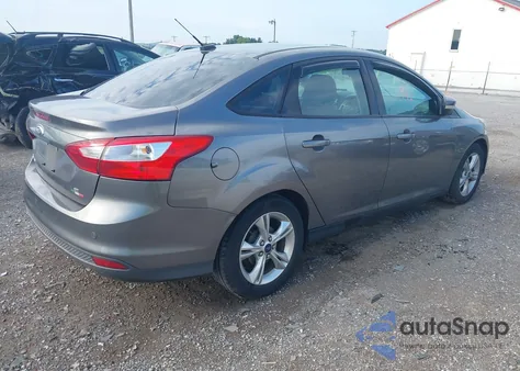 2014 Ford Focus Se from USA, damaged, VIN 1FADP3F24EL232555